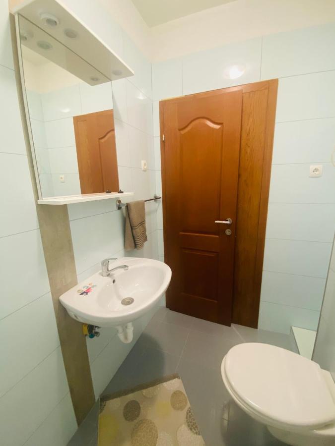 Apartmani Janja สตารีกราด-ปาเคลนีซา ภายนอก รูปภาพ